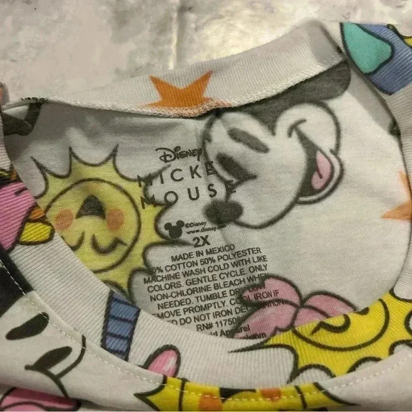 Women’s Disney Mickey Mouse Pluto All Over Summer Fun Print Shirt Size 2XL - Picture 3 of 4